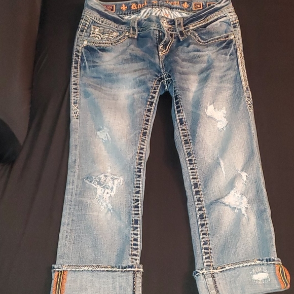 Rock Revival Capris - Picture 5 of 6